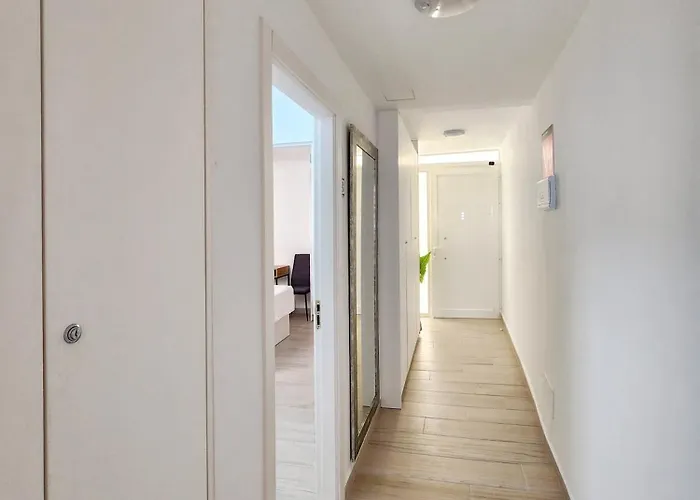 Modern Ocean & Views - Vistas A