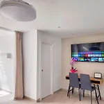 Modern Ocean & Views - Vistas A *
